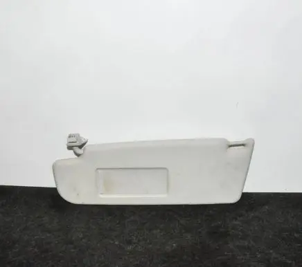 Volkswagen PASSAT CC Sun visor