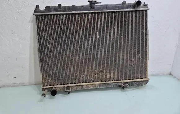 Nissan X-Trail T30 Coolant radiator 