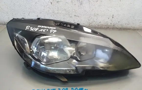 Peugeot 308 Headlight/headlamp 96775229
