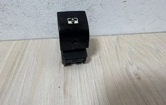 Peugeot 308 Electric window control switch 96565343XT