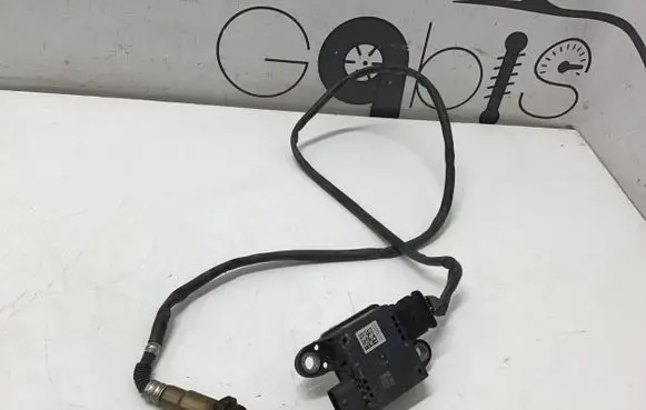BMW 5 G30 G31 Lambda probe sensor 8582026