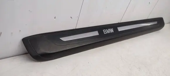 BMW 6 E63 E64 Side skirt front trim 7011076 22339910