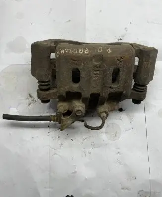 Mitsubishi Pajero Front brake caliper