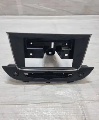 Opel Crossland X Dashboard trim 