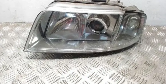 Audi A6 S6 C5 4B Headlight/headlamp