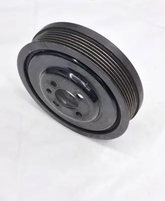 Skoda Octavia Mk2 (1Z) Crankshaft pulley 03G105243 VWAG