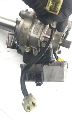 Hyundai Elantra Steering wheel axle 563003x001 3x56300001