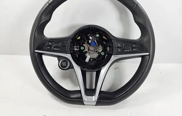 Alfa Romeo Giulia Steering wheel 01561262850