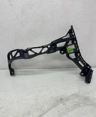 Mercedes-Benz EQE v295 Rear bumper mounting bracket A2958850304 981548
