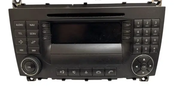 Mercedes-Benz C W203 Radio/CD/DVD/GPS head unit A2038703489 A2038270062