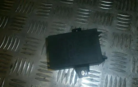 BMW 7 E32 Other control units/modules 0260002033 12165239