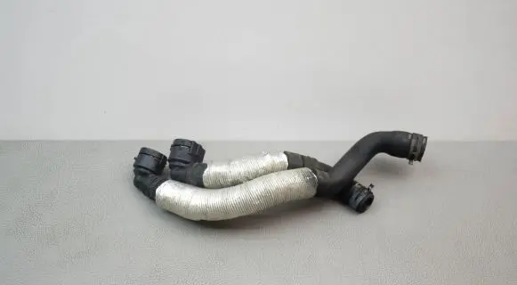 Volkswagen Touran III Engine coolant pipe/hose 5QA122157M