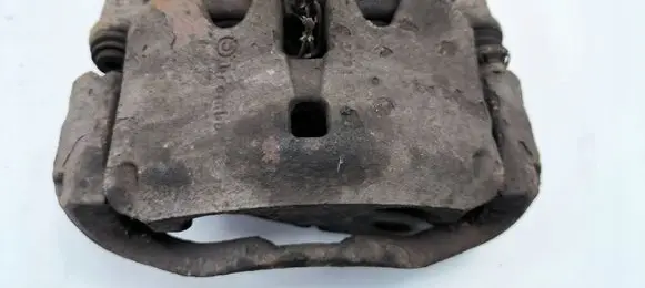 Renault Maxity Front brake caliper