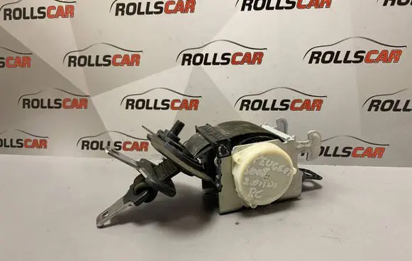 Middle seatbelt (rear)