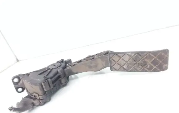 Volkswagen Transporter - Caravelle T5 Accelerator throttle pedal 7H1721503 6PV00849503