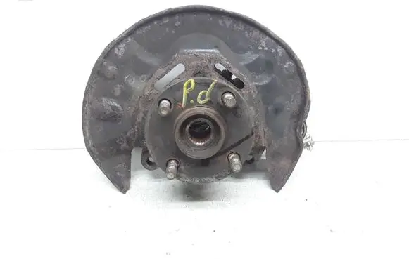 Toyota Corolla E120 E130 Front wheel hub spindle knuckle 