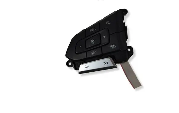 Volkswagen PASSAT B8 Steering wheel buttons/switches PRZYCISKIKI