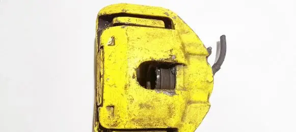 BMW 5 E60 E61 Front brake caliper 6030324