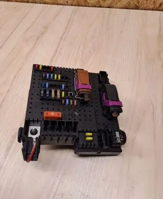 Volvo S60 Fuse box set 30728512