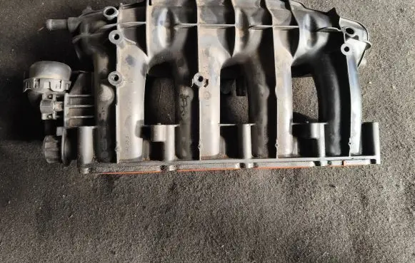 Audi A4 S4 B8 8K Intake manifold 06h133185an