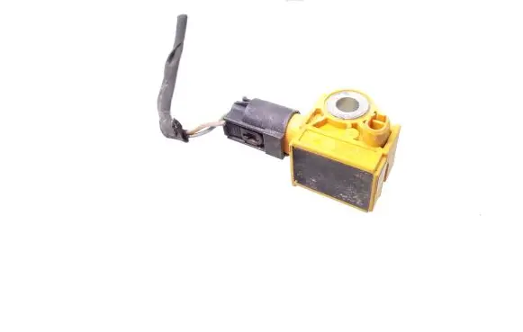 Mercedes-Benz E W212 Airbag deployment crash/impact sensor A2128210351 5WK44109