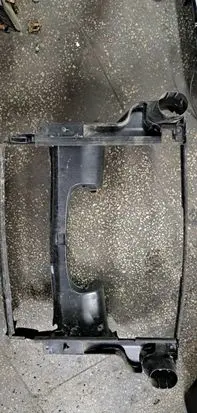 Mercedes-Benz R W251 Radiator trim 2515000016