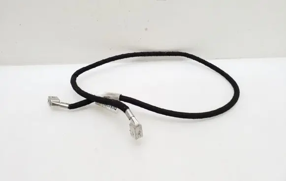 Mercedes-Benz E W212 EUR ISO radio connector DB5E405110