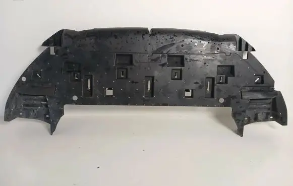 Peugeot 5008 Engine splash shield/under tray