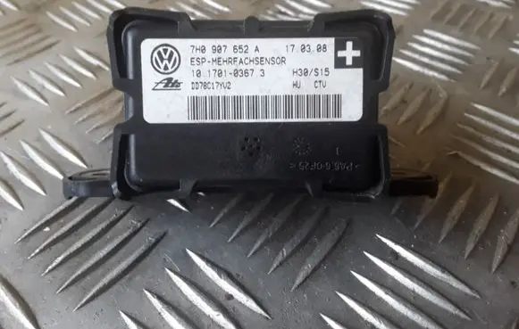 Volkswagen Touareg I ESP acceleration yaw rate sensor 7H0907652A 10170103673