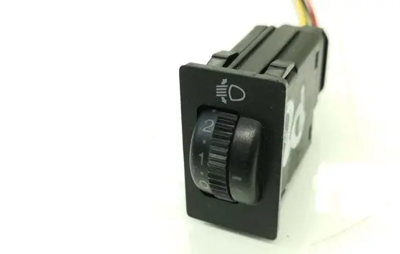Toyota Corolla Verso E121 Headlight level height control switch 197B04