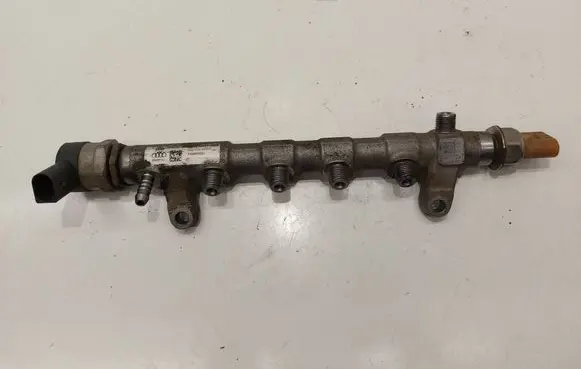 Volkswagen Caddy Fuel main line pipe 03L130089F 03L906054