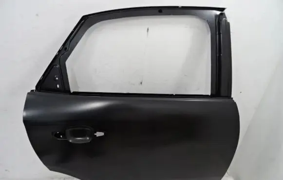Citroen DS7 Crossback Rear door 9819326580