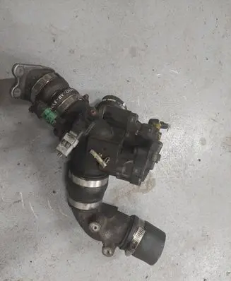 Ford Focus Throttle valve 9655971880 25352157