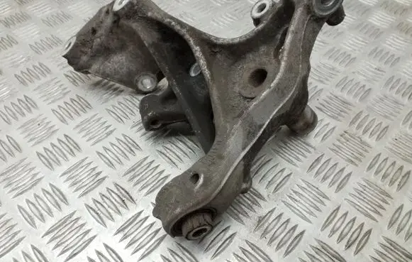 Volkswagen PASSAT B8 Rear wheel hub 3Q0505436L