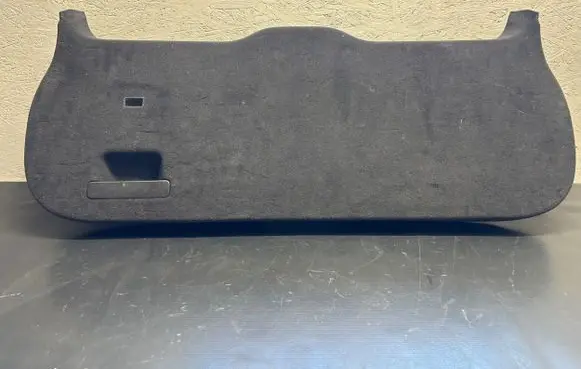 Volvo XC60 Tailgate trim 0086687