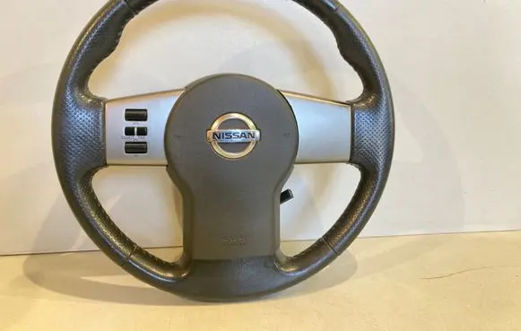 Nissan Pathfinder R51 Steering wheel
