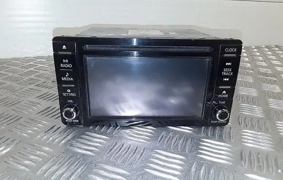 Mitsubishi L200 Radio/CD/DVD/GPS head unit 8701a819