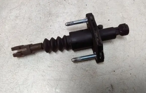 Opel Zafira A Clutch slave cylinder 90581565