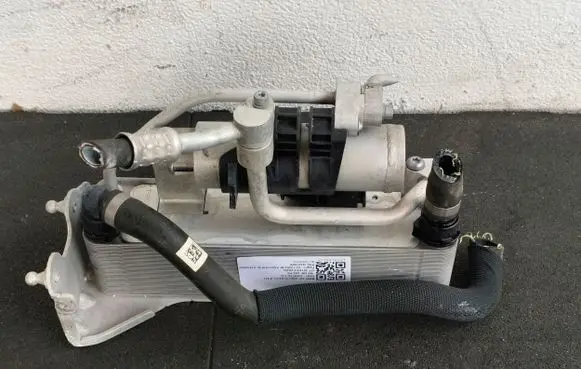 BMW 4 F36 Gran coupe Air conditioning (A/C) air dryer 9338330