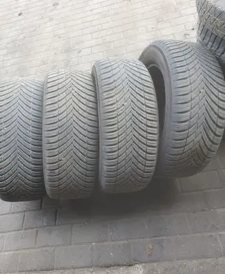 Mercedes-Benz E W212 R16 summer tire 22555R16