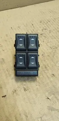 Ford Mondeo Mk III Electric window control switch 3S7T14A132BA