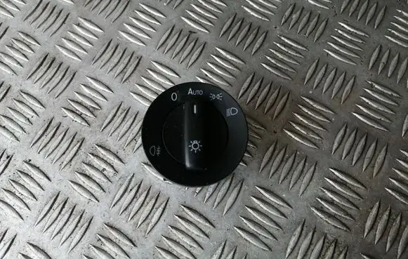 Volkswagen PASSAT B6 Light switch 1K0941431BL