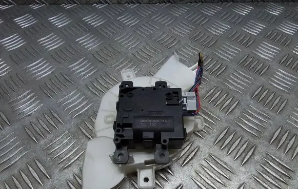 Lexus ES 250 - 300 - 330 Air flap motor/actuator 0638002031