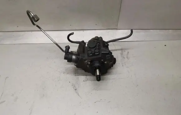 KIA Ceed Fuel injection high pressure pump 0445010124 331002A400
