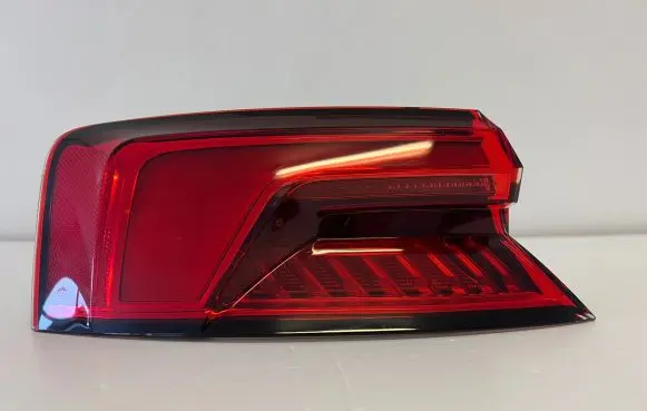 Audi A5 Rear/tail lights 8W6945091E