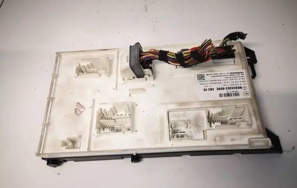 Mercedes-Benz A W176 Comfort/convenience module A1569007702