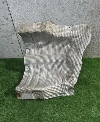 BMW 3 G20 G21 Exhaust heat shield 7340963