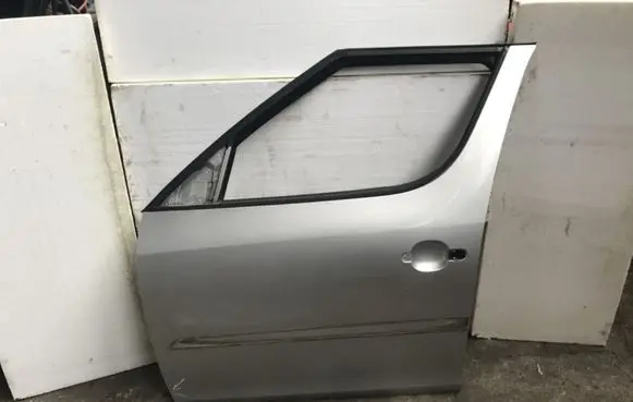 Skoda Praktik (5J8) Front door 5J7831055