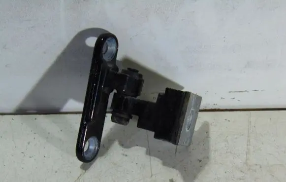 BMW 5 F10 F11 Rear door upper hinge 7185633