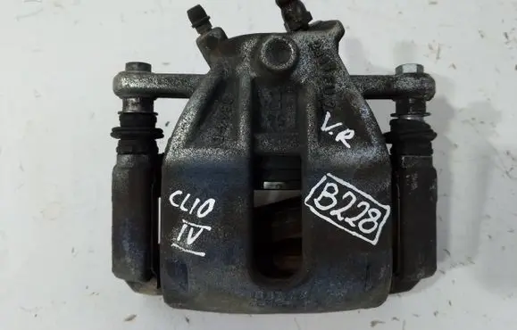 Renault Clio IV Front brake caliper 8864D